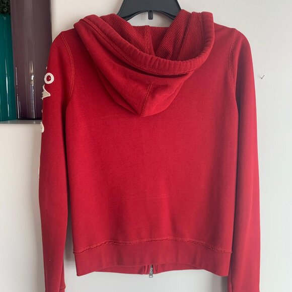 Hollister - Picture 3 of 4